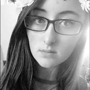 Meet your Posher, Deanna